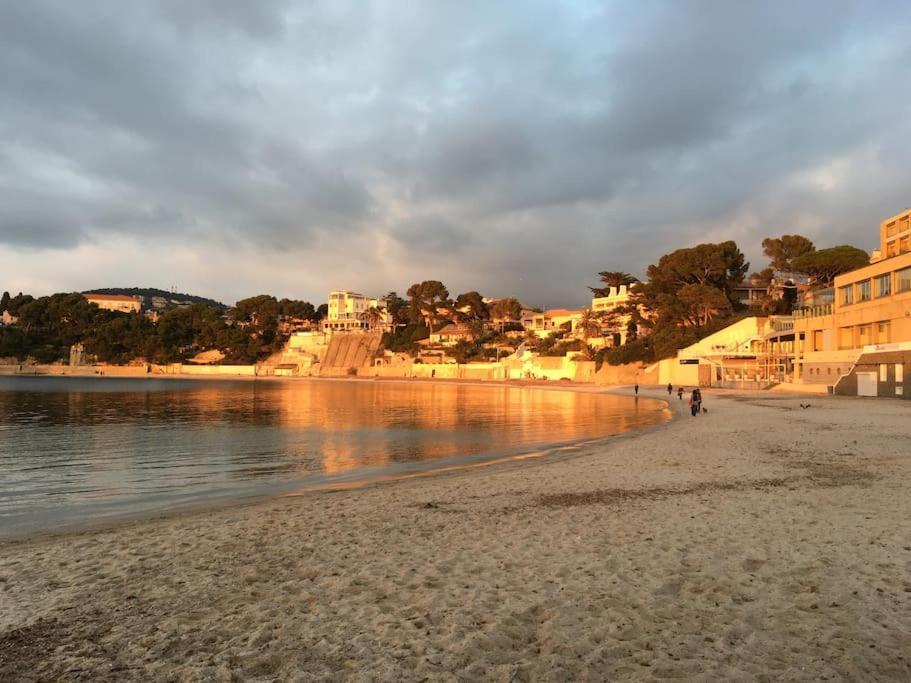 شقة Au Coeur Et Au Calme De Bandol, Parking Et Climatisation المظهر الخارجي الصورة